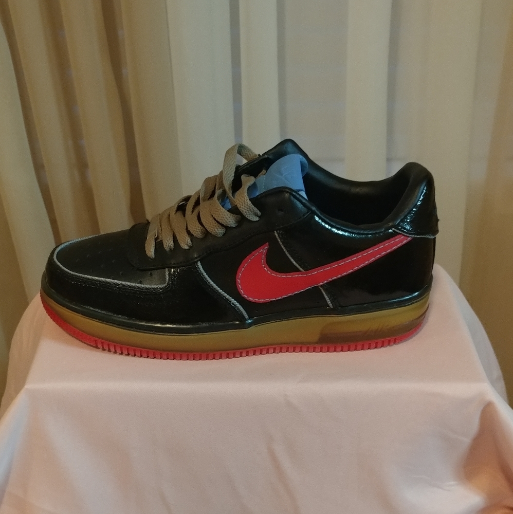 Airforce 1 Supreme Max Low Exclusive